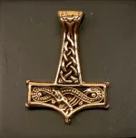 Vikingevedhæng i Bronze - Thorshammer med Slange, bronze, kobber, gylden, billig, original, midgårdsormen, slange, mjølner, thor, hammer, maskulin, torden, guden, aser