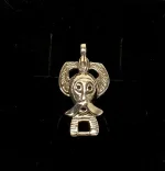 Vikingevedhæng i Sølv - Odin, ribe, odin, øverste, gud, as, aser, vikinger, vikingegud, gamle, nordiske, guder, asgård, midgård, vikingetro, vikingesmykker, vikingefund, vikingetiden, smykker, fund, udgravninger, århusmasken, Aarhusmasken, sølvvedhæng, ægte, original, sterling sølv, ribe, ansgar, museumssmykker, moesgaard, museum, ældste, by, biti, domkirke, museums, kopismykker, kopi, danefæ