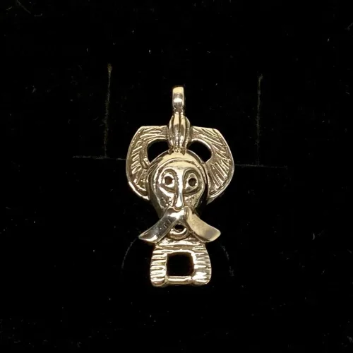 Vikingevedhæng i Sølv - Odin, ribe, odin, øverste, gud, as, aser, vikinger, vikingegud, gamle, nordiske, guder, asgård, midgård, vikingetro, vikingesmykker, vikingefund, vikingetiden, smykker, fund, udgravninger, århusmasken, Aarhusmasken, sølvvedhæng, ægte, original, sterling sølv, ribe, ansgar, museumssmykker, moesgaard, museum, ældste, by, biti, domkirke, museums, kopismykker, kopi, danefæ