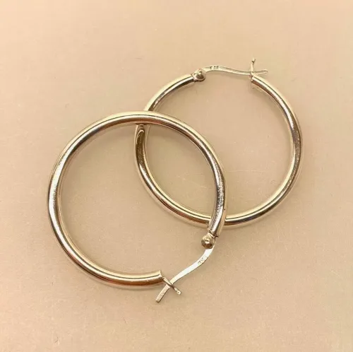 Creoler i Sølv Ø 35 mm Glatte Hoops 3 mm, sø 3035, vippepind, kraftige, chunky, gedigne, kvalitet, flot, lækre, tykke, store, statement, smykker, øreringe, hoops, creoler, runde, ringe, ægte, ren, sølv, sterling, 925, elegante, flotte, cool, smarte, stilige, stilede, simple, fest, boho, billige, tilbud, for to, par, biti, ribe, design, jane kønig, stine a, maanesten, pico, sfb, cph, enamel, julie, sandlau,