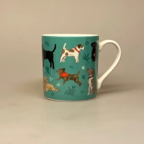 Krus Porcelæn - Hunde Grønt, forskellige, chi hua hua, bulldog, husky, sibirian, blodhund, old english sheepdog, westie, westhighland, terrier, jack russel, grand danois, bmuldshund, cotton, frison, bisee, yorkshire, mops, cava, poo, gravhund, puddel, golden, retriever, labrador, dobbermann, charlie, biti, ribe, hundemotiv, krus, kop, tekop, tekrus, kaffekop, kaffekrus, ting med, gadekryds, blandingshund, spaniel, cairn, labrador, cava, poo,