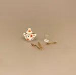 Miniature Porcelænskrukke Lille med Blomst, sukkerskål, bonbonniere, kandis, sukker, marmelade, syltetøj, krukke, lågkrukke, mini, lillebitte, honning, kaffe, te, afternoon, tea, biti, ribe, 1:12, symbolsk, sukkermad, pandekager