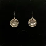 Vikinge Øreringe i Sølv - Odins Ravne Hugin og Munin, skålformede, tegninger, fugle, hugin, munin, ravne, odin, nyheder, information, journalist, viden, aser, nordiske, guder, mytologi, historiske, museumssmykker, kopi, ægte, ren, sterling, sølv, øreringe, runde, specielle, engle, fine, gave, symbosk, biti, ribe, 06-286-35