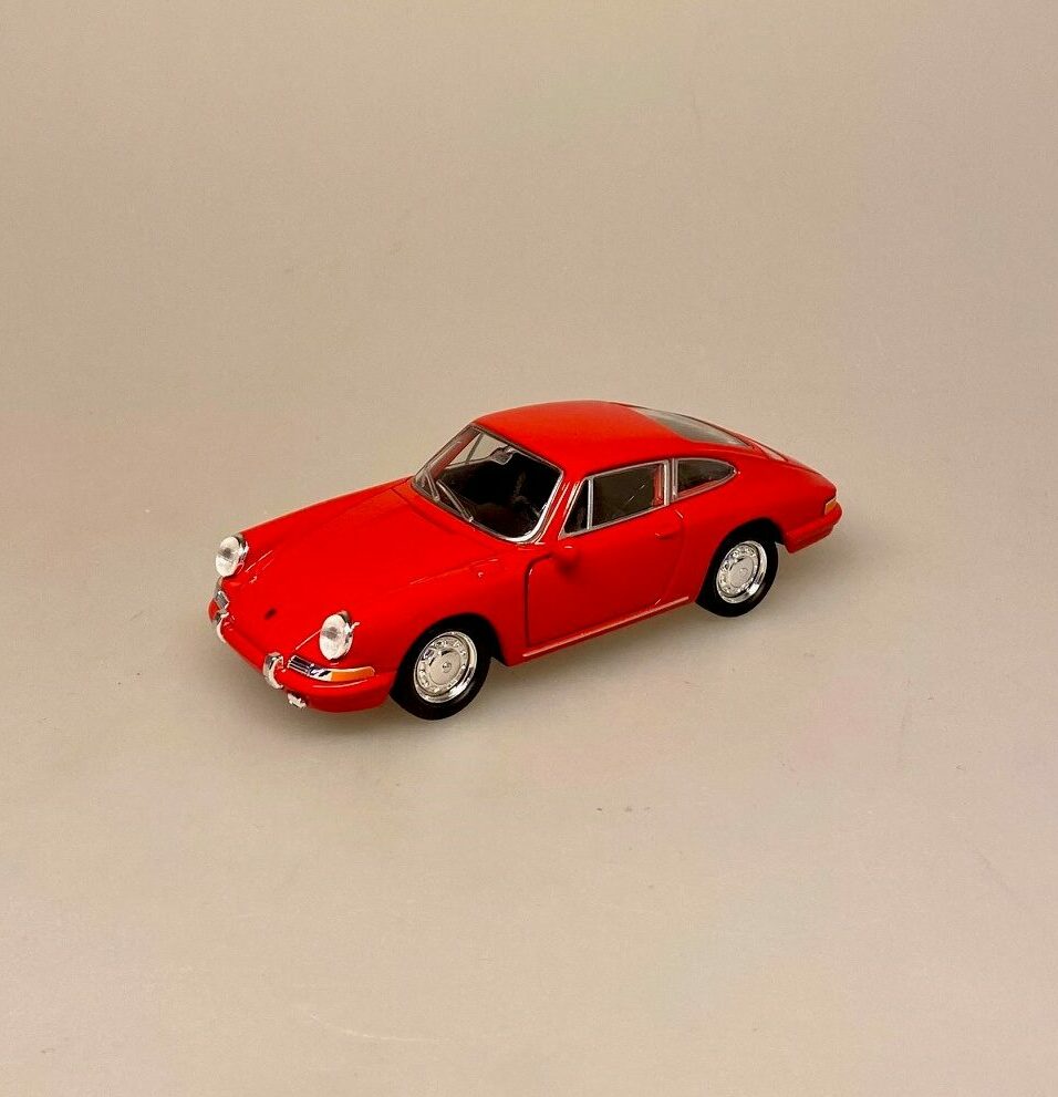 Modelbil Porsche 911 - Rød , 1965, modelbil, rød porche, lille bil, legetøj, legetøjsbil, model, biti, ribe, racerbil, kørekort, gave, symbolsk
