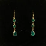 Forgyldte Ørenringe med 3 Facetslebne Sten - Grøn Krystal, grønne, sten, lange, lette,