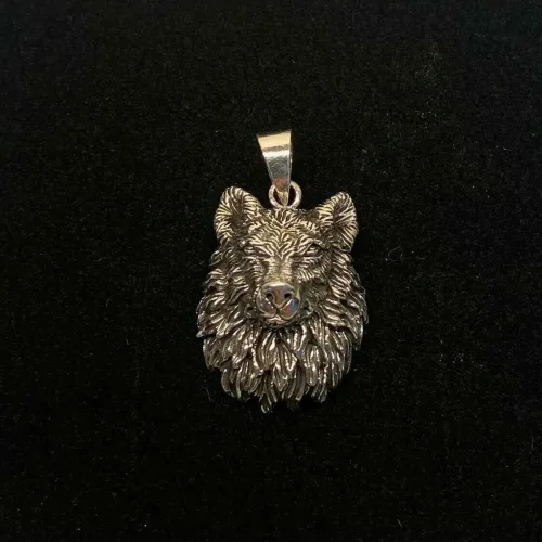 Vikingevedhæng i Sølv - Fenris Ulvehoved med Pels, stor, stolt, gråben, ulvepels, pels, fenrisulven, Vikingevedhæng i sølv - Ulvehoved - Fenris