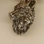 Vikingevedhæng i Sølv - Fenris Ulvehoved med Pels, stor, stolt, gråben, ulvepels, pels, fenrisulven, Vikingevedhæng i sølv - Ulvehoved - Fenris