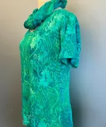 Batik T-shirt Kort Ærme Jersey - Bino Grøn, t-shirt, kort, moderat, klædelig, figur, timeglas, taljeret, blød, holdbar, kvalitet, batik, batikfarvet, tryk, farver, grønne, turkis, flot, lækker, speciel, biti, ribe