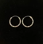 Creoler i Sølv Ø 18 mm Hoops Snoede, sø 01118, små, tynde, lette, tvistede, snoede, lyse, sø 01114, billige, ægte, sterling, ren, sølv, hoops, runde, øreringe, ringe, fine, feminine, sporty, nikkelfri, biti, ribe, stine a, enamel, cph, danske, brands, mærker, design