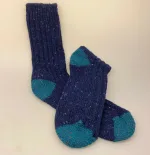Aran Sokker Uld - Petrol Blå, herresokker, til, herrer, drenge, mænd, damer, avoca, irland, irske, aran, donegal, tweed, popcorn, strik, uldsokker, ren, uld, merino, blød, lækker, friske, håndstrikkede, irland, gave, varme, lune, fødder, søde, piger, damer, damesokker, uldstrømper, sokker, korte, vandresokker, vandrestrømper, tracking, vandretur, caminoen, biti, ribe