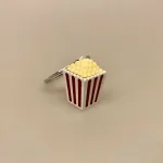 Nøglering - Popcorn i Bæger, pop corn, biffen, bio, biografen biograftur, billetter, klub, film, filmaften, symbolsk, gave, gavekort, gaveide, penge, sjov, lækker, kvalitet, biti, ribe, filmfestival,
