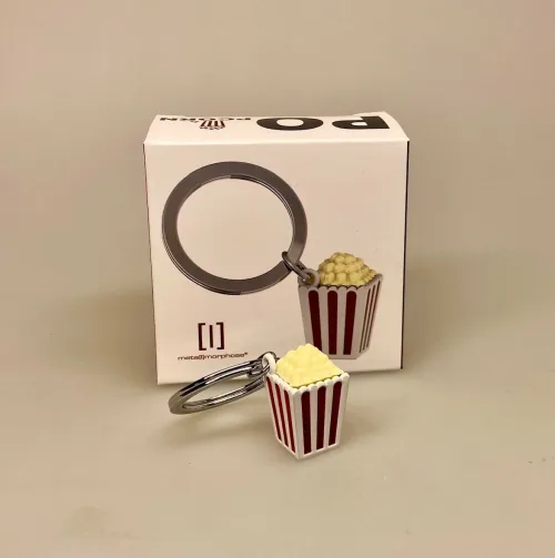 Nøglering - Popcorn i Bæger, pop corn, biffen, bio, biografen biograftur, billetter, klub, film, filmaften, symbolsk, gave, gavekort, gaveide, penge, sjov, lækker, kvalitet, biti, ribe, filmfestival,