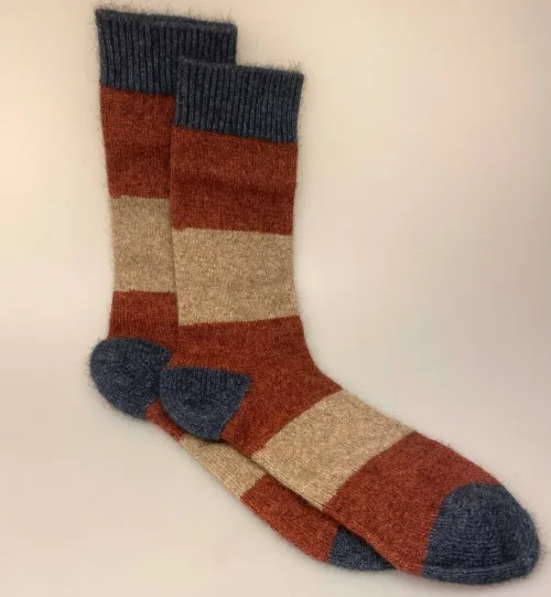 Strømper Possum Uld - Rust Beige 38-41, Strømper Possum Uld - Rust Beige 42-46, neptun, rustrød, tegl, beige, denim, blå, Strømper Possum Uld - Petrol Fuchsia 38-41, damesokker, herresokker, sokker, strømper, uldsokker, angora, silke, uldstrømper, vandresokker, vandretur, caminoen, friluftsliv, varme, fødder, ekstra, luksus, lækre, særlige, ekstravagante, gaveide, til, mænd, herrer, damer, piger, new zealand, possumuld, possum, biti, ribe