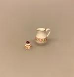 Miniature Kaffekande Porcelæn Rosa, kaffekande, kaffepause, kaffebord, porcelæn, Miniature Kop Porcelæn Blomster, kaffepunch, snaps, haps haps haps, nu skal vi have snaps, service, kaffe, kaffeservice, middagstallerken, mini, miniature, miniatyre, 1:12, dukkehus, nisser, symbolsk, gave, gavekort, sangskjuler, sønderjysk kaffebord, tjener, madlavning, borddækning, nisserne, nissedør, dukkehusting, dukkehustilbehør, interiør, ting til, sættekasse, sætterkasse, biti, Best in miniature
