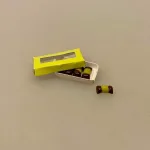 Miniature Træstamme - Snøffel, træstamme, studenterbrød, romkugle, kage, kulhydrater, kage, craving, mini, miniature, 1:12, dukkehus, ting, tilbehør, sættekasse, sjov, sangskjuler, bager, konditor, kigkasse, symbolsk, biti, ribe