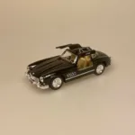Modelbil Mercedes Benz 300 SL Coupe - Sort, mercedes, benz, coupe, 300 sl, butterfly, gullwing, racer, sportsvogn, racerbil, klassisk, classic, cars, modelbil, tysk, bil, mini, model, samler, legetøj, seje, biler, udstilling, benzin, de uheldige helte, james bond, gentleman, luksus, ikonisk, særlig, lækker, flot, biti, ribe, licens, original