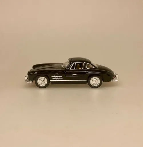 Modelbil Mercedes Benz 300 SL Coupe - Sort, mercedes, benz, coupe, 300 sl, butterfly, gullwing, racer, sportsvogn, racerbil, klassisk, classic, cars, modelbil, tysk, bil, mini, model, samler, legetøj, seje, biler, udstilling, benzin, de uheldige helte, james bond, gentleman, luksus, ikonisk, særlig, lækker, flot, biti, ribe, licens, original