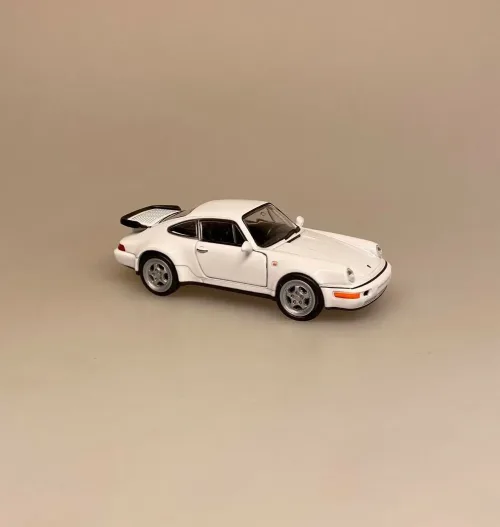 Modelbil Porsche 964 Turbo - Hvid, spoiler, hæk, turbo, hæk, spoiler, GT 964, 1965, modelbil, rød porche, lille bil, legetøj, legetøjsbil, model, biti, ribe, racerbil, kørekort, gave, symbolsk