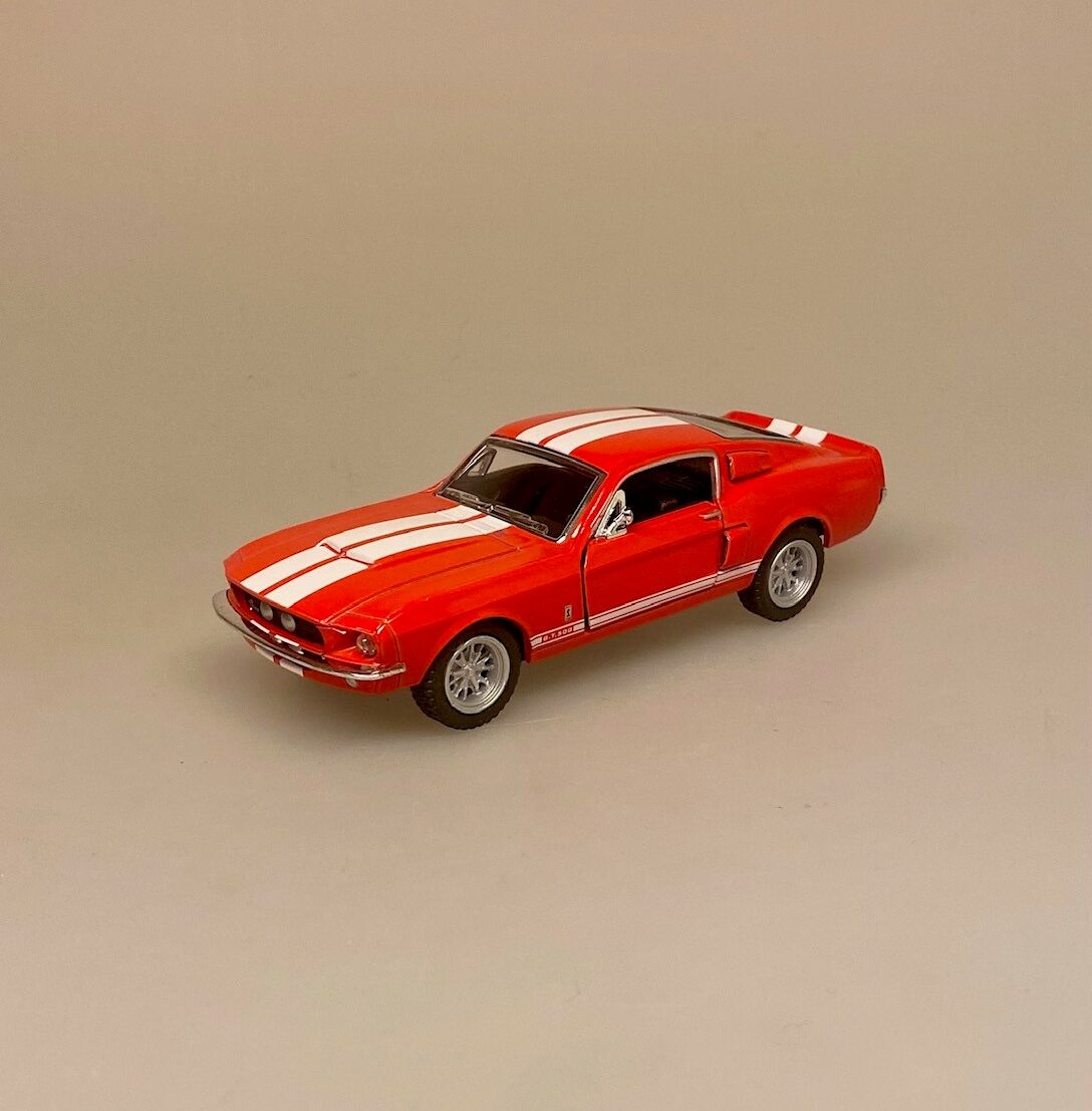 Modelbil Shelby GT 500 - Rød, racerrød,60 seconds gone, eleanor, nicolas cage, 1967, oldsmobile, old school, modelbiler, lille, ægte, racer, racerbil, strretracer, samler, kørekort, ny bil, gamle, biler, biti, ribe
