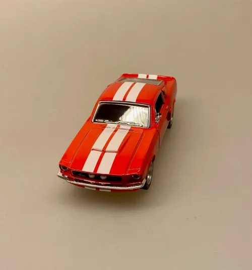 Modelbil Shelby GT 500 - Rød, racerrød,60 seconds gone, eleanor, nicolas cage, 1967, oldsmobile, old school, modelbiler, lille, ægte, racer, racerbil, strretracer, samler, kørekort, ny bil, gamle, biler, biti, ribe