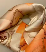 Silketørklæde Bandana Fersken Elfenben, orange, laksefarvet, lyst, accessories, tasker, sko, nøgler, vifter, mønster, tryk, elegant, lille, smart, Silketørklæde Bandana Marine med Nøgler, lille, halsen, tørklæde, silke, eksklusiv, silkesatin, blank, lækker, luksus, gucci, saint laurent, ysl, louis vuitton, mærkevarer, luksus brands, elegant, stiligt, klassisk, billigt, tilbud, kvalitet, high end, biti, ribe, smart, til unge, til damer, lady, prinsesse diana, stil ikon, moderne, cool, gaveide, bandana, i halsen, om halsen, hårtørklæde, hårpynt, tørklæde til håret, til taske, taskepynt, biti, ribe, vadehavet, nationalpark domkirke,