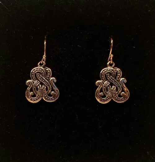 Bronze Ørehængere - Knude af Fabeldyr, slange, evighed, evigheden, midgårdsormen, hængeøreringe, kobber, gyldne, ægte, bronze, udvikling, amuletter, lykke, styrke, vikingesmykker, guld, ægte, ren, museumssmykker, specielle, smukke, med, betydning, gave, gaveide, hamskifte, knuder, biti, fund, kopismykker, originale