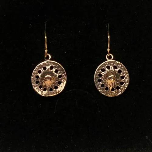 Bronze Ørehængere - Solhjul, hængeøreringe, solhjulet, vikingesmykker, vikinger, jernalder, stenalder, symbol, årets gang, livet, amulet, runde, kopismykker, museumssmykker, solvognen, månederne, ørestikker, øreringe, guld, ægte, originale, smukke, fine, gyldne, kobber,, biti, ribe