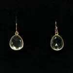 Guld Ørenringe med Oval Facetslebet - Grøn Kvarts, quartz, champagnefarvet. lys, glitrende, sart, grøn, rønne sten, grønne øreringe, øreringe, ørenringe, ørehængere, hængeøreringe, hænge øreringe, stenøreringe, øreringe med sten, ædelsten, grønne ørehængere, agater, agat øreringe, smykker med, festøreringe, galla, ovale sten, ovale øreringe, klar grøn, knaldgrøn, modefarve, 2020. moden, design, tilbud, kvalitet, smukke, store, lette, nikkelfri, specielle, susanne friis bjørner, stine a, maanesten, sandlau, biti, ribe