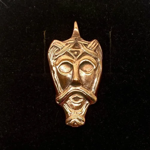 Odin, odinsmaske, brozemaske, bronzevedhæng, vikingevedhæng, vikingetiden, fund, beskyttende, styrke, flot, gave, maskulin, sejt,