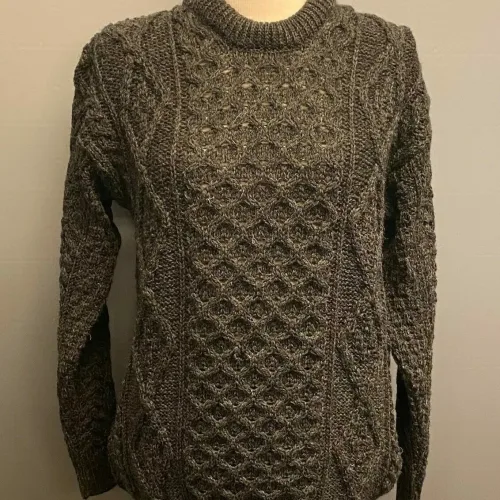 Aran Pullover Irsk Kabelstrik Uld Koks, 392, let, billig, smart, klassiks, 921, koksgrå, mørkegrå, lamswool, ny, uld, sweater, til, mænd, damer, herrer, aranmønster, irsk, kabelstrik, kabelsweater, vamset, lun, varm, mønserstrik, enfarvet, strik, trøje, pullover, crew neck, rund hals, herretrøje, damestrik, biti, irland, ribe