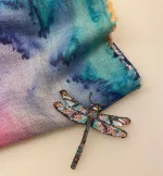 Håndlavet Broche Guldsmed Blå, jeweled, dragonfly, b 587, libelle, dragon fly, insekter, bio, biodiversitet, vilde, haver, natur, sommerfugl, farverig, regnbuefarvet, kulørt, farveglad, Håndlavet Broche Blå sommerfugl, sommerfuglebroche, smykker med, smykke med, sommerfugle, eksklusive smykker, specielle, særligt, håndlavey, kunst, kunsthåndværk, broche, naturen, insekter, gaveide, gave, særlig gave, ekstraordinær, smuk, smykker, biti, ribe, unika, one of a kind, limited edition, begrænset oplag, kunstrunden, ribe, vadehavet, nationalpark,