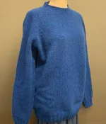 Harley of Scotland – Lambswool Uni Pullover Kongeblå, 6 ply, kobolt, cobolt, cobalt, blå, ren, klar, ocean force, let, tyk, blød, varm, lun, flot, lækker, kvalitet, til, mænd, damer, herrer, herrestrik, damestrik, pullover, sweater, holdbar, skotsk, skotland, striktrøje, uld, ren, lambswool, lammeuld, chunky, smuk, herresweater, biti, ribe