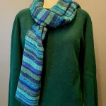 Harley of Scotland - Unisex Uld Pullover - Flaskegrøn, forest, mørkegrøn, klar, frisk, uld, ulden, strik, ren, lambswool, lammeuld, tynd, let, lækker, kvalitet, flot, klassisk, smart, til, damer, piger, mænd, sweater, pullover, trøje, lun, blød, skotsk, biti, ribe, sort sol, vadehavet,