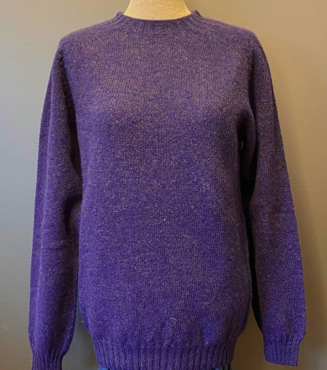 Harley of Scotland - Unisex Uld Pullover - Royal Violet Harley of Scotland - Lambswool Pullover Uni Royal Violet S - Billede 1
