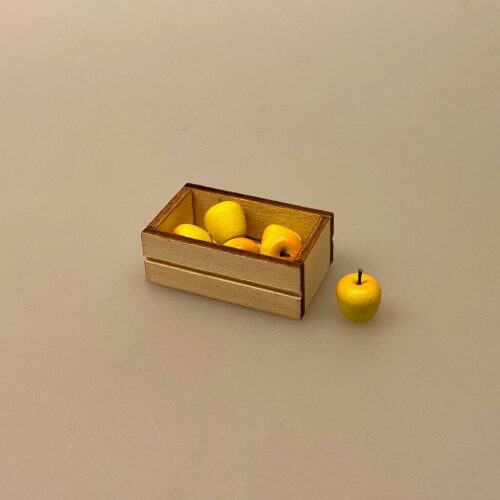 Miniature Æbler - 6 Golden Delicious, æbler, frugt, grønt, 6 om dagen, miniature, miniaturemad, mini, mad, købmand, butik, 1:12, dukkehus, ting til, nisser, nissebo, nissehus, nissedør, dukkehusting, dukkestue, biti, ribe