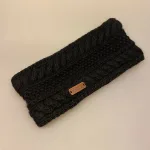 Pandebånd Merinould med Foer - Anup Sort, 7090, arnup, headband, black, sort, ensfarvet, håndstrikket, kabelmønster, aran, foret, fleecefoer, håndstrikket, koks, koksgråt, mørkegråt, klassisk, smart, lækkert, blødt, kvalitet, naturligt, håndstrikket, håndgjort, håndlavet, pandebånd, uldpandebånd, ørevarmer, dansk, design, nordisk, stil, ribe, vadehavet, nationalpark, biti