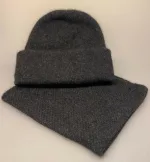 Possum Hue Dobbelt med Opslag - Koks, charcoal, sort, mørkegrå, koksgrå, damehue, hat, strikhue, strikhat, strikket, let, lun, varm, blød, elegant, luksus, flot, klassisk, dobbeltstrikket, smart, luksus, kvalitet, cashmere, cashmir, biti, ribe, sort sol, vadehavet, out door, accessoires, tilbehør, vinter, efterår, new zealand