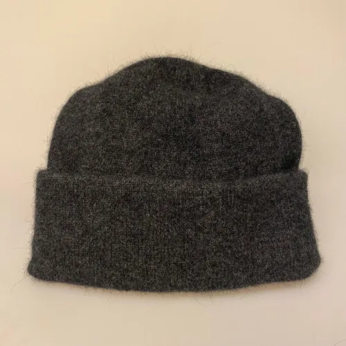 Possum Hue Dobbelt med Opslag - Koks, charcoal, sort, mørkegrå, koksgrå, damehue, hat, strikhue, strikhat, strikket, let, lun, varm, blød, elegant, luksus, flot, klassisk, dobbeltstrikket, smart, luksus, kvalitet, cashmere, cashmir, biti, ribe, sort sol, vadehavet, out door, accessoires, tilbehør, vinter, efterår, new zealand