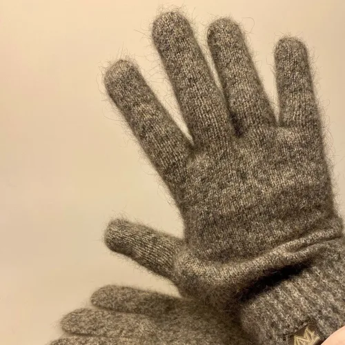 Strikkede Fingervanter Possum Sand Grå, noble wilde, pumice, meleret, fingerhandsker, strikhandsker, strikvanter, uldvanter, uldhandsker, luksus, cashmere, cashmir, angora, ekstra, bløde, lune, lækre, varme, damer, piger, flotte, luksus, kvalitet, new zealand, biti, ribe, vinter, tilbhør, out door, vadehavet, nationalpark, sort sol