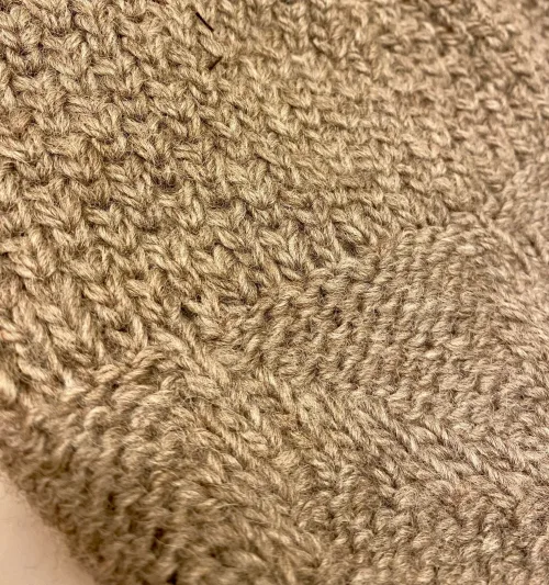 Hue i Uld med Foer - Lysebrun, grå, nangpai, 7804, herrehue, til, mænd, herrer, stor, stort hoved, xl, herrehue, mandehue, drengehue, beanie, ensfarvet, brun, nougat, meleret, håndstrikket, uld, ren, ulden, uldhue, helforet, fleece, vindtæt, windstopper, varm, enkel, klassisk, smart, hipster, hat, uldhat, strikhue, biti, ribe, mønsterstrik