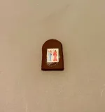 Kun Én af hver - Miniature Honningkage med 2 Engle, glansbillede, engle, glansbillede, honningkage med engel, honningkagehjerte, hjerte, af honning, honningkage, kagemand, glansbillede, julebag, julekage, 1:12, mini, mad, kager, bager, dukkehus, dukkehuset, tilbehør, ting, miniature, nisser, nisse, nissedør, nissehus, nissebo, juleting, små, flytter ind, jul i, biti, ribe, den store bagedyst, konditor, biti,