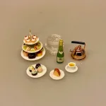 Miniature Kedel Kobber, Miniature Kop Hvid med Te, tea for two, efterniddagste, tea lover, tedrikker, after noon tea, miniature, mini, tekop, 1:12, nisser, ting til, tilbehør, dukekhus, dukkehusting, dukkehustilbehør, mad, drikke, sættekasse, symbolsk, gave, gavekort, tedrikker, krus, emalje, cafe, besøg, date, oplevelsesgave,