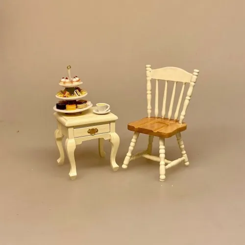 Miniature Kop Hvid med Te, tea for two, efterniddagste, tea lover, tedrikker, after noon tea, miniature, mini, tekop, 1:12, nisser, ting til, tilbehør, dukekhus, dukkehusting, dukkehustilbehør, mad, drikke, sættekasse, symbolsk, gave, gavekort, tedrikker, krus, emalje, cafe, besøg, date, oplevelsesgave,