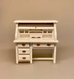 Miniature Skrivebord med Jalousilåge Hvidt, kontor, skrivebord, dameskrivebord, entre, bord, hvidt, hvidmalet, dukkehusmøbler, dukkehus, dukkestue, tilbehør, ting til, miniature, nisser, træ, sangskjuler, symbolsk, gave, gaveide, biti, ribe