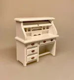 Miniature Skrivebord med Jalousilåge Hvidt, kontor, skrivebord, dameskrivebord, entre, bord, hvidt, hvidmalet, dukkehusmøbler, dukkehus, dukkestue, tilbehør, ting til, miniature, nisser, træ, sangskjuler, symbolsk, gave, gaveide, biti, ribe