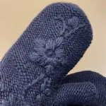 Strikkede luffer Uld med Foer Mørkeblå, jirki, navy, 9301, marineblå, navy, mørkeblå, brodero, håndbroderede, ensfarvede, feminine, sporty, varme, forede, windstopper, cykle, ski, smarte, søde, ren, uld, håndstrikkede, biti, ribe,