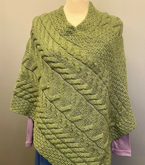 Aran Poncho i Merinould - Grøn - Billede 2