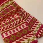 Strikkede Luffer Uld med Foer - Rød Pink, hønsestrik, mønsterstrik, røde, glade, friske, feminine, pigevanter,narena, uldne, uldvanter, vanter, luffer, uldluffer, strikvanter, strikluffer, med foer, forede, cykel, windstopper, varme, lue, lækre, smarte, moderne, til, piger, damer, kvinder, tilbehør, vinter, mønster, strik, håndstrikkede, biti, ribe