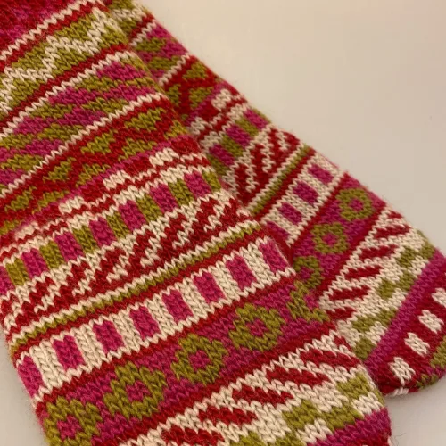 Strikkede Luffer Uld med Foer - Rød Pink, hønsestrik, mønsterstrik, røde, glade, friske, feminine, pigevanter,narena, uldne, uldvanter, vanter, luffer, uldluffer, strikvanter, strikluffer, med foer, forede, cykel, windstopper, varme, lue, lækre, smarte, moderne, til, piger, damer, kvinder, tilbehør, vinter, mønster, strik, håndstrikkede, biti, ribe