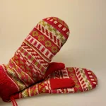 Strikkede Luffer Uld med Foer - Rød Pink, hønsestrik, mønsterstrik, røde, glade, friske, feminine, pigevanter,narena, uldne, uldvanter, vanter, luffer, uldluffer, strikvanter, strikluffer, med foer, forede, cykel, windstopper, varme, lue, lækre, smarte, moderne, til, piger, damer, kvinder, tilbehør, vinter, mønster, strik, håndstrikkede, biti, ribe